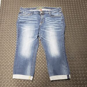Women's Arizona capri jeans size 18